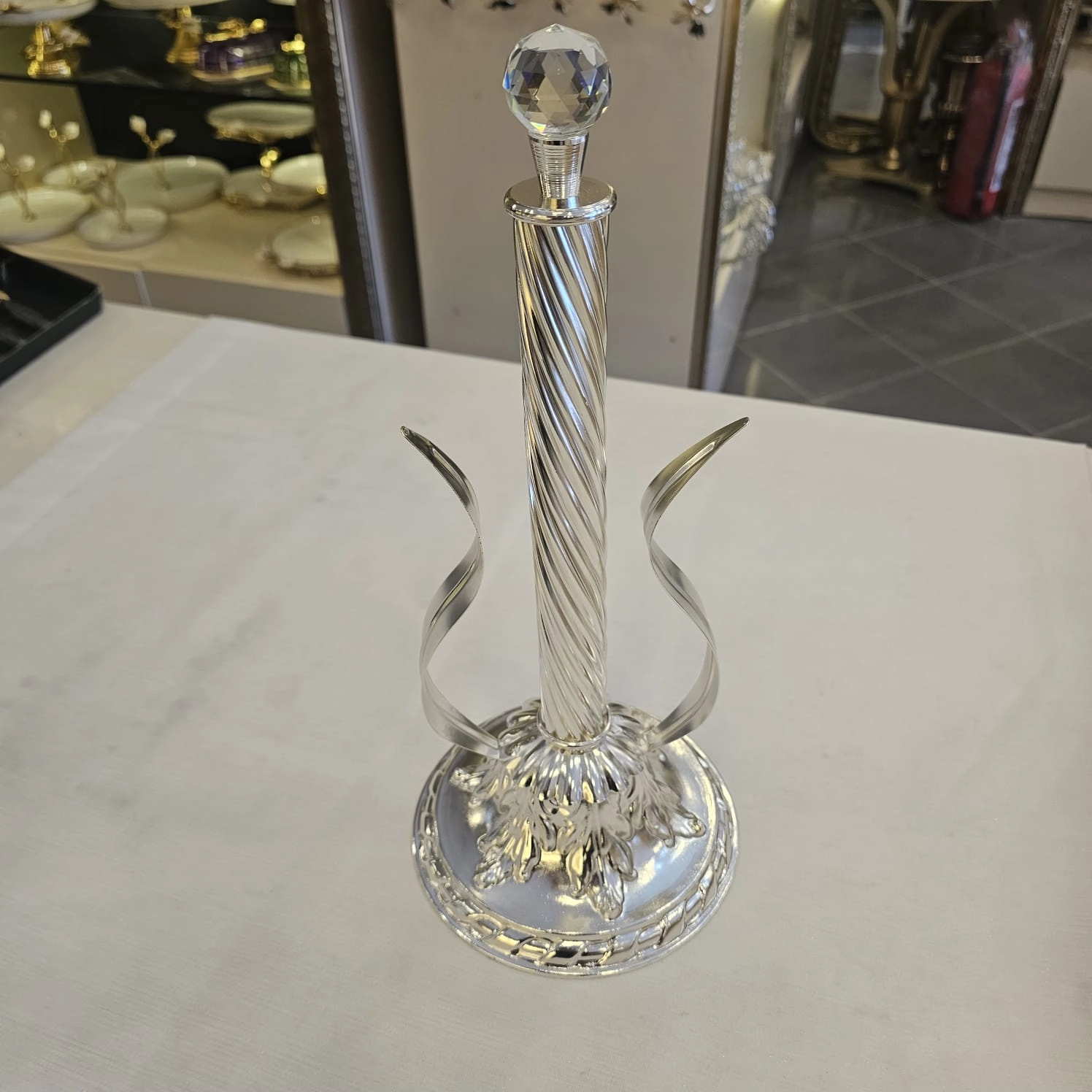 METAL DÖKÜM AYAKLI KAĞIT HAVLULUK GÜMÜŞ