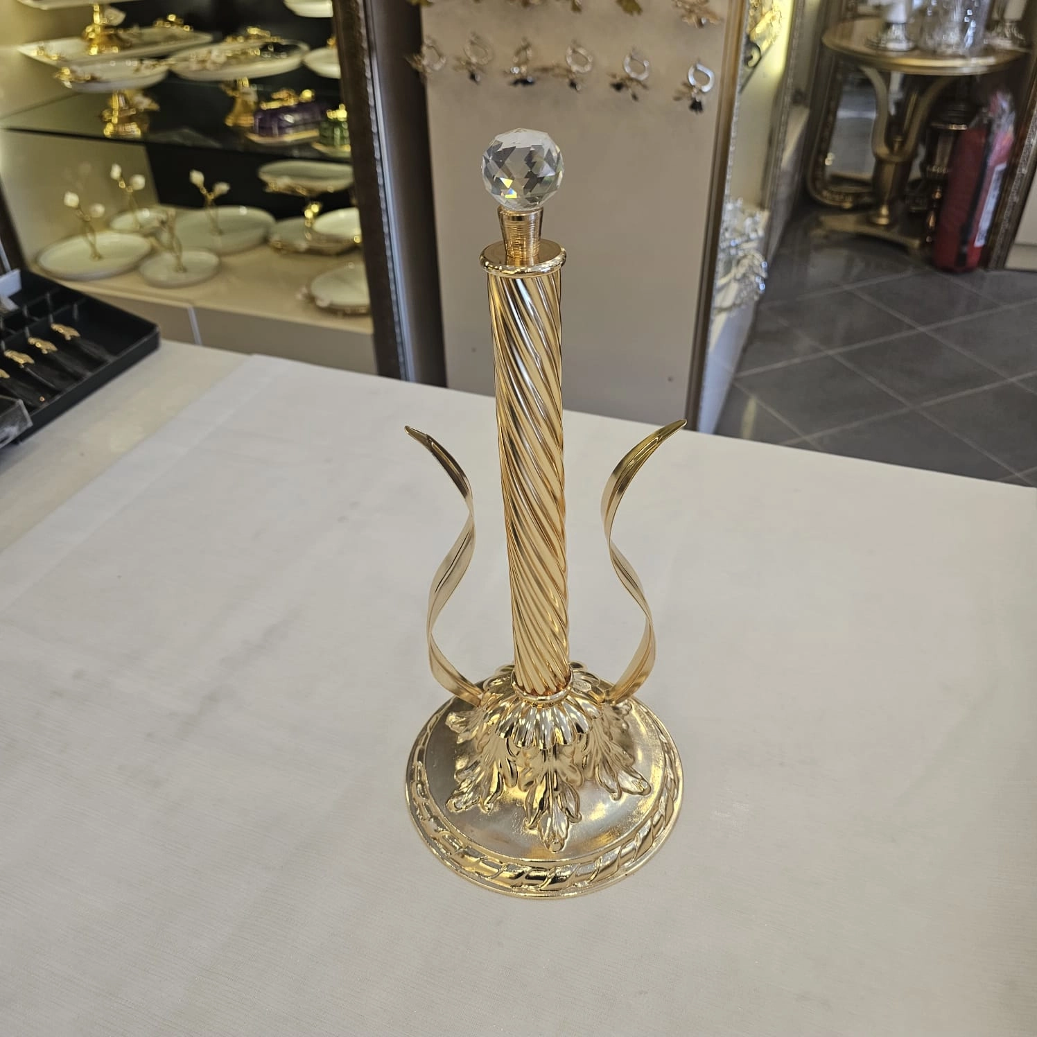 METAL DÖKÜM AYAKLI KAĞIT HAVLULUK GOLD