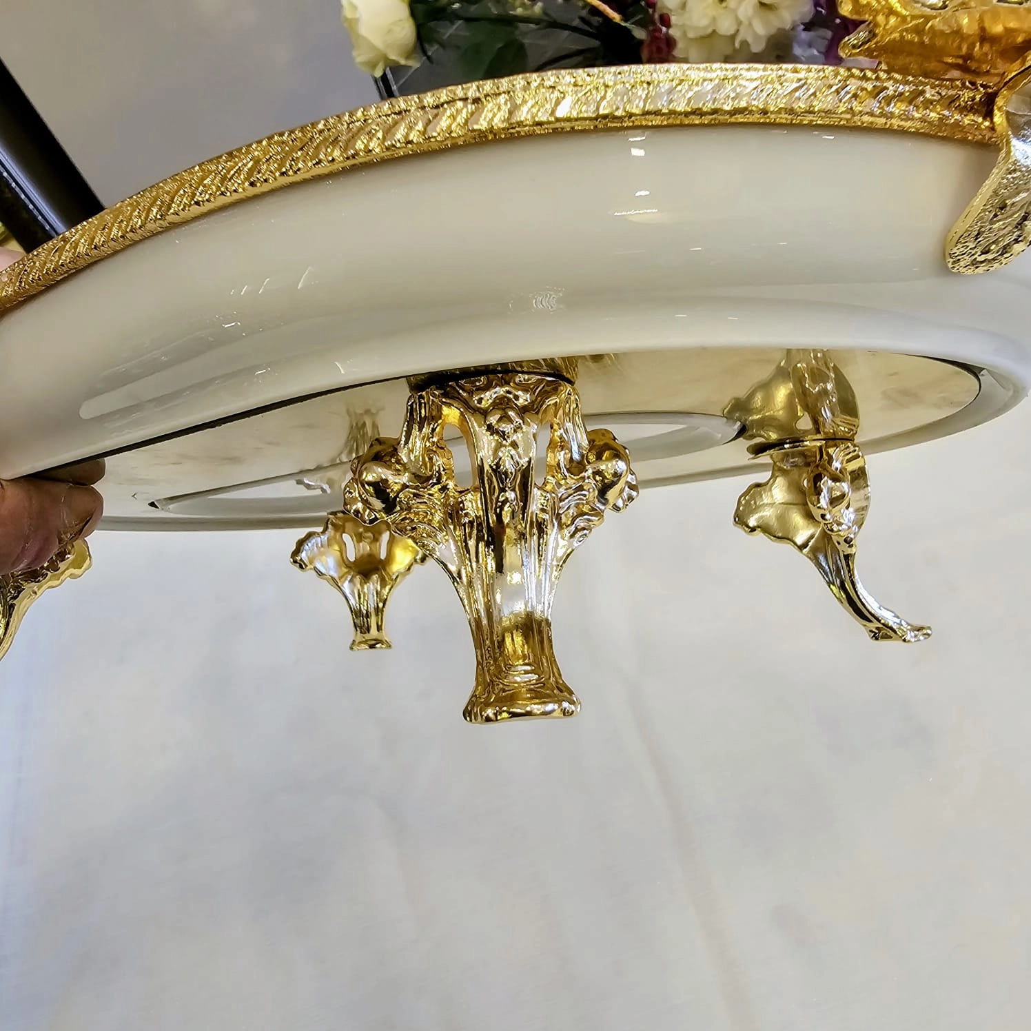 1 PARÇA DÖKÜM KENAR ÇERCEVELİ OVAL PORSELEN 25*15 GOLD