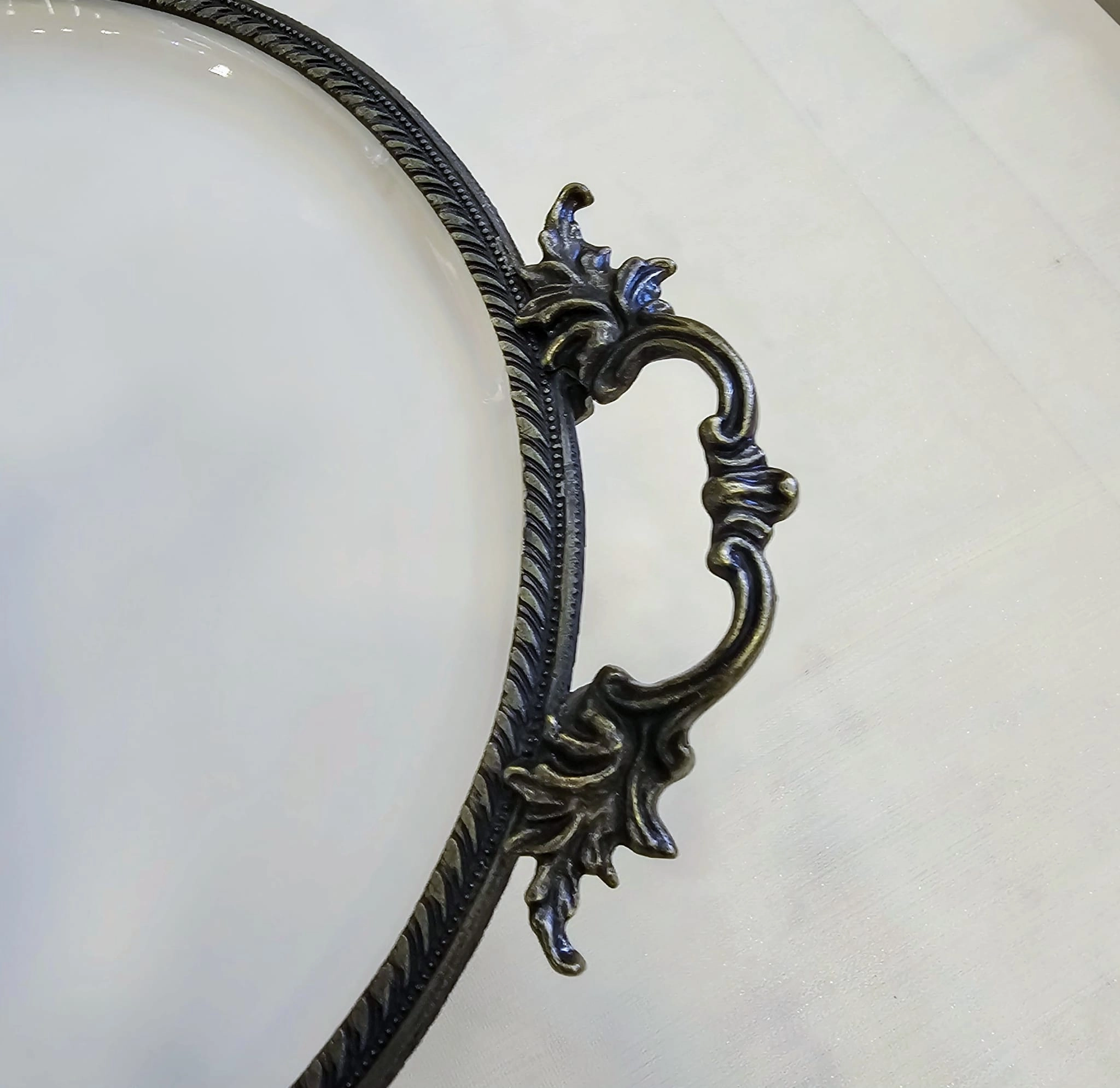 26 CM DÖKÜM METAL ÇERCEVELİ AYAKLI PORSELEN KASE ANTİK