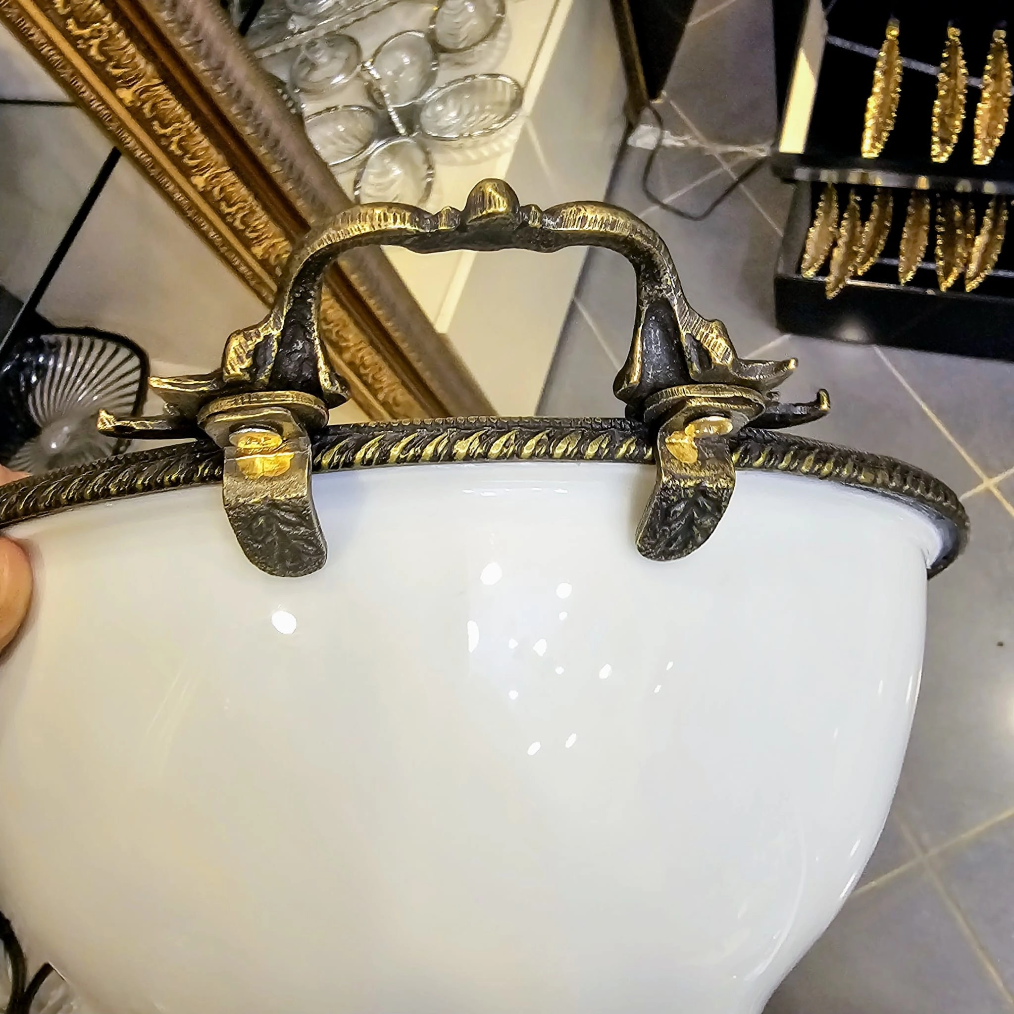 21 CM DÖKÜM METAL ÇERCEVELİ AYAKLI PORSELEN KASE ANTİK