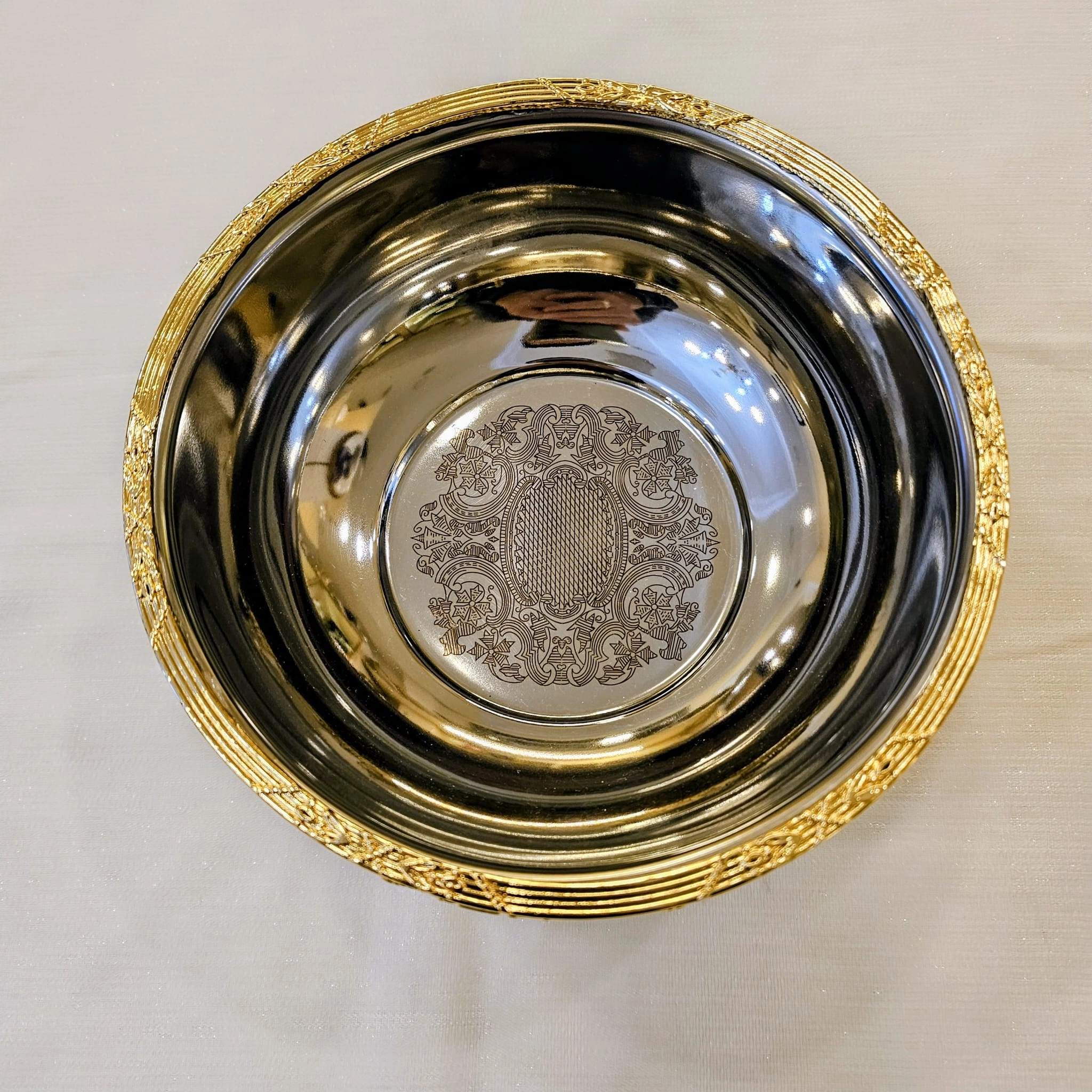 KLASİK AYAKLI PASLANMAZ ÇELİK KASE 21 CM GOLD DETAYLI