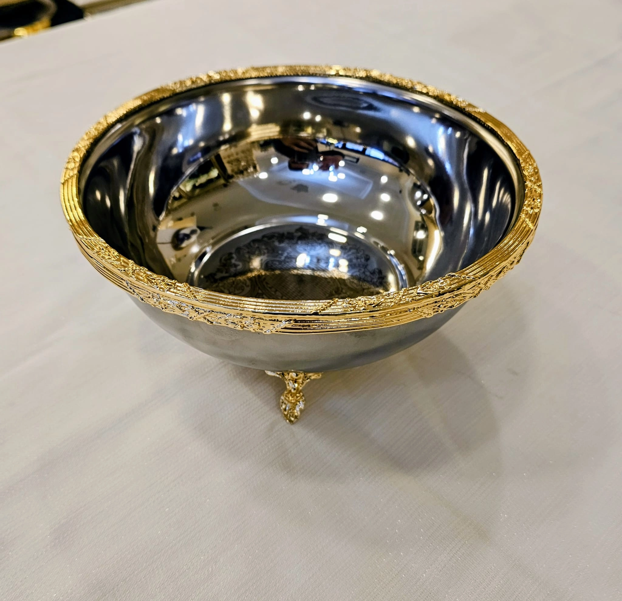 KLASİK AYAKLI PASLANMAZ ÇELİK KASE 21 CM GOLD DETAYLI