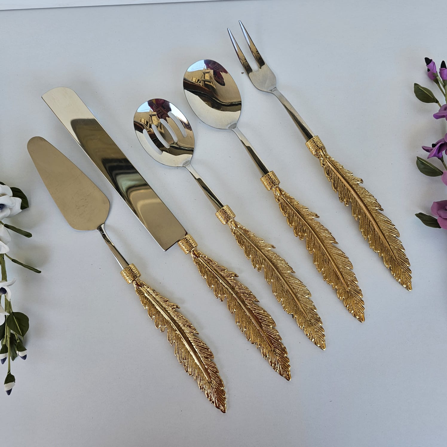 5 PARÇA SERVİS SETİ TÜY MODEL GOLD