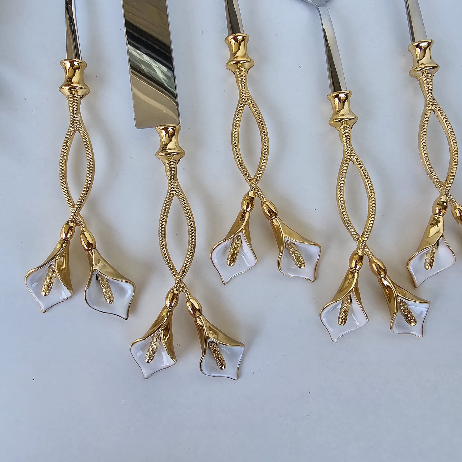 5 PARÇA SERVİS SETİ GALA MİNELİ MODEL GOLD