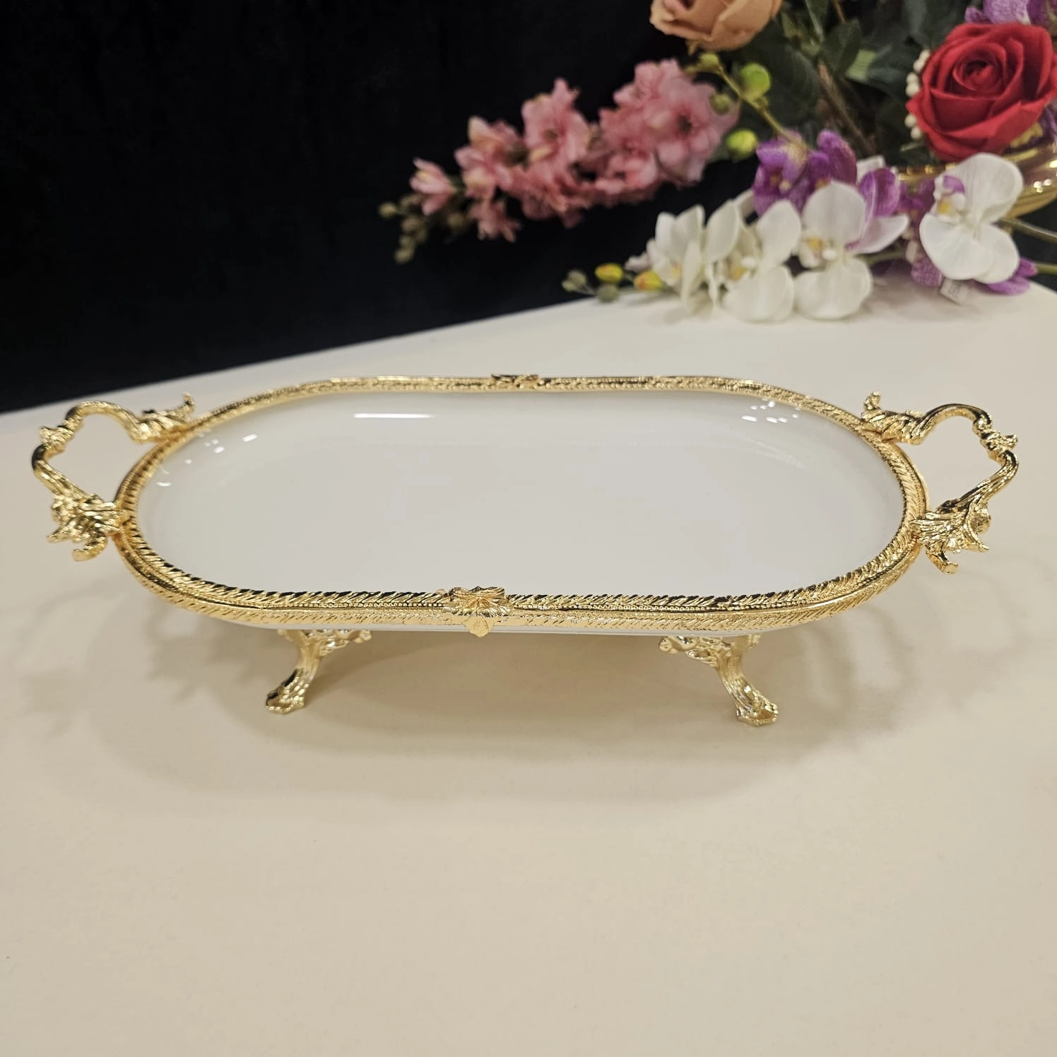 1 PARÇA DÖKÜM KENAR ÇERCEVELİ OVAL PORSELEN 25*15 GOLD