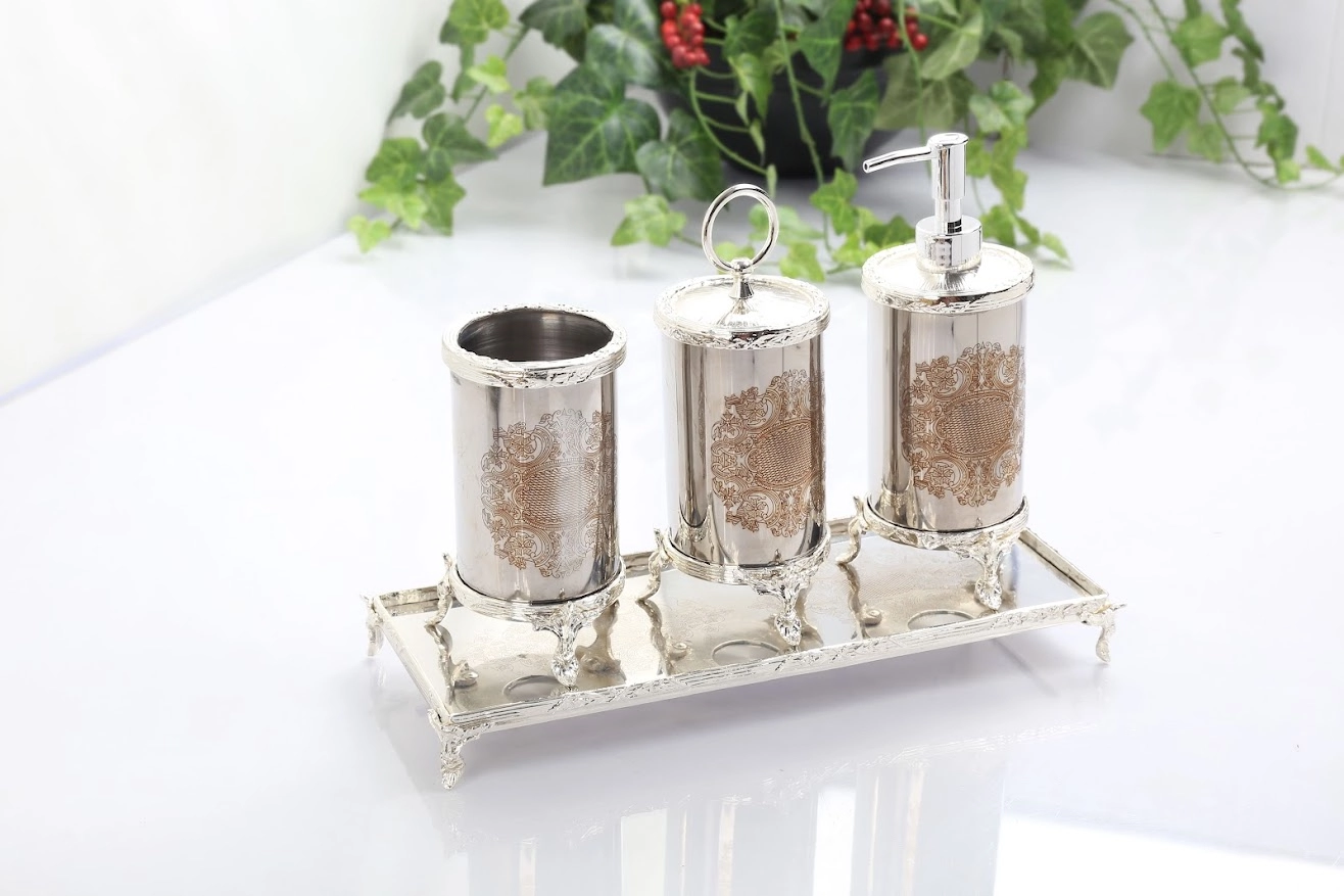 GRAVÜR DETAYLI BANYO AKSESUAR SETİ GÜMÜŞ