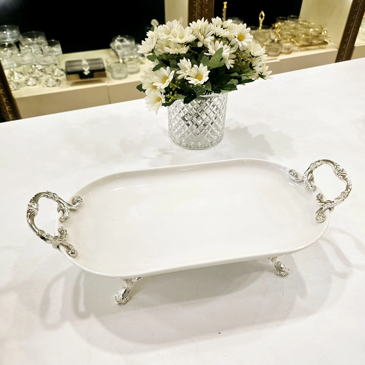 1 PARÇA 33*21 OVAL AYAKLI PORSELEN SUNUM TABAĞI GÜMÜŞ