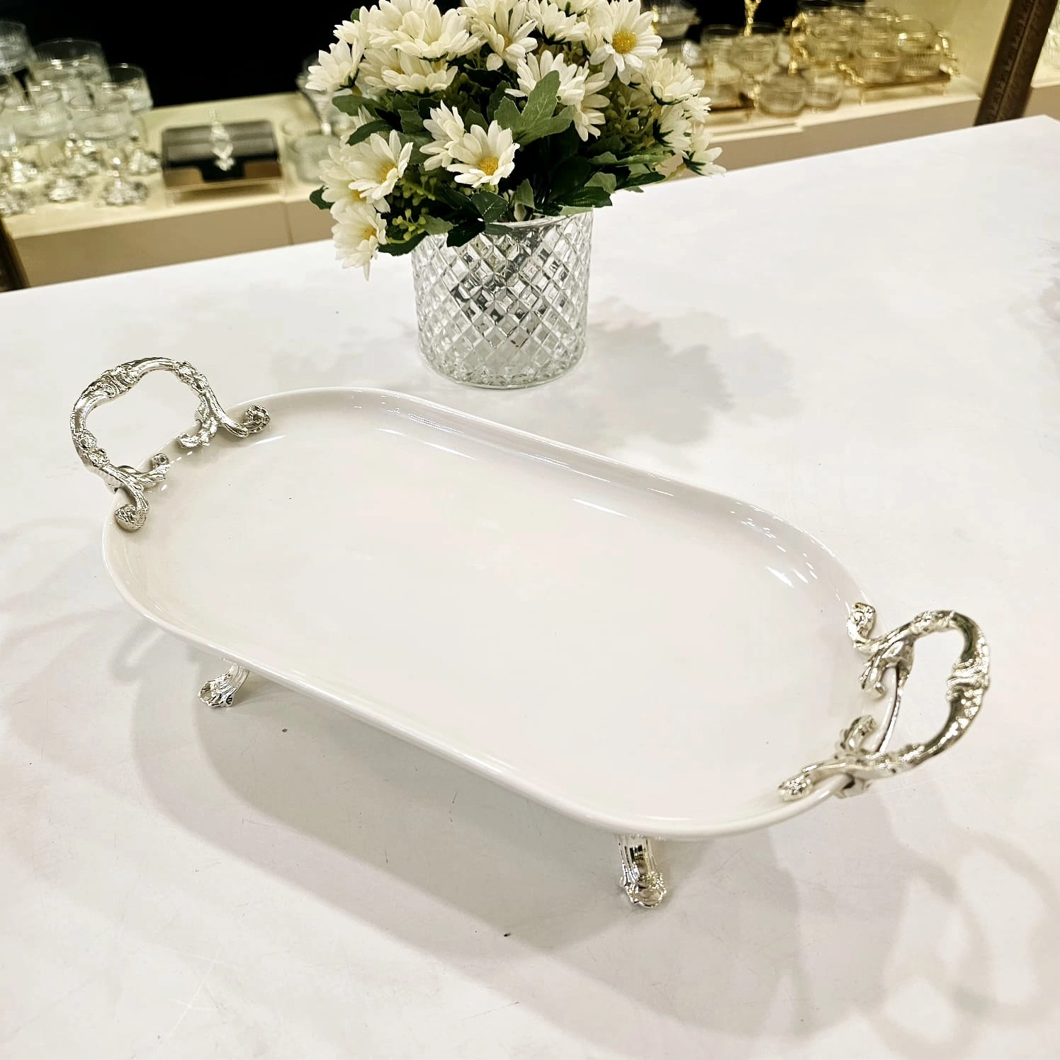 1 PARÇA 33*21 OVAL AYAKLI PORSELEN SUNUM TABAĞI GÜMÜŞ