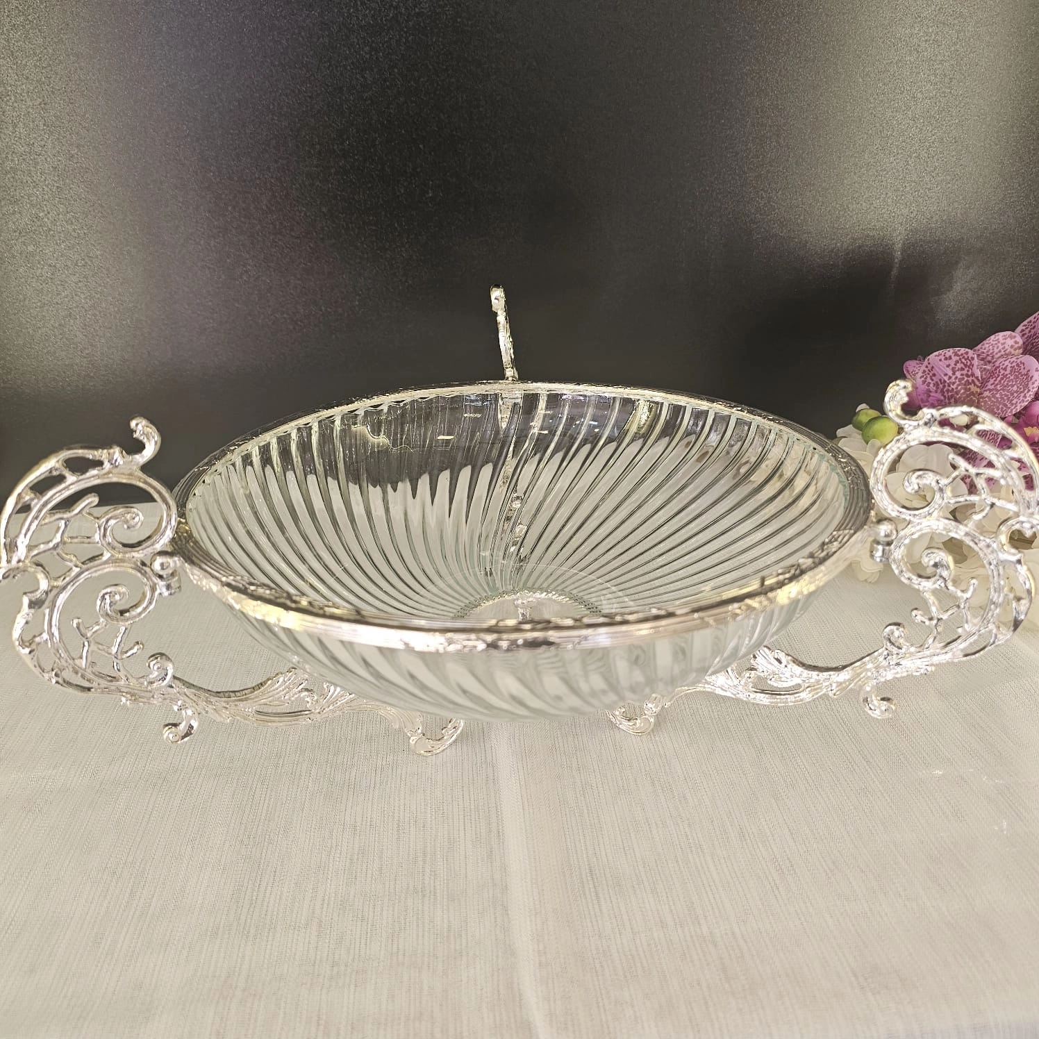 3 PARÇA METAL DÖKÜM ÇERÇEVELİ CAM SALATA VE SERVİS SETİ 31.CM DERİN KASE GÜMÜŞ
