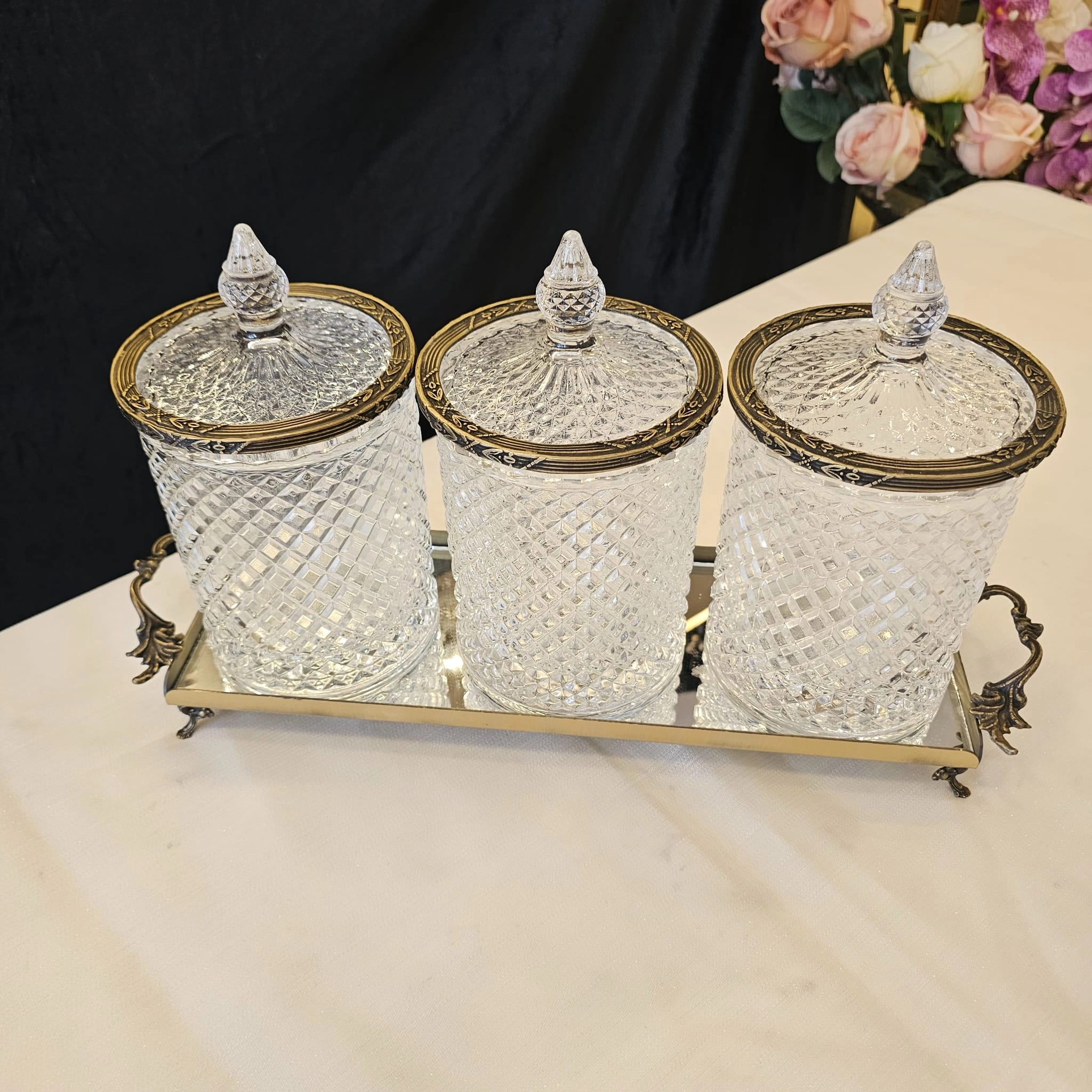 4 PARÇA TEPSİLİ KRİSTAL CAMLI KAVANOZ SETİ ANTİK DETAY ŞERİTLİ