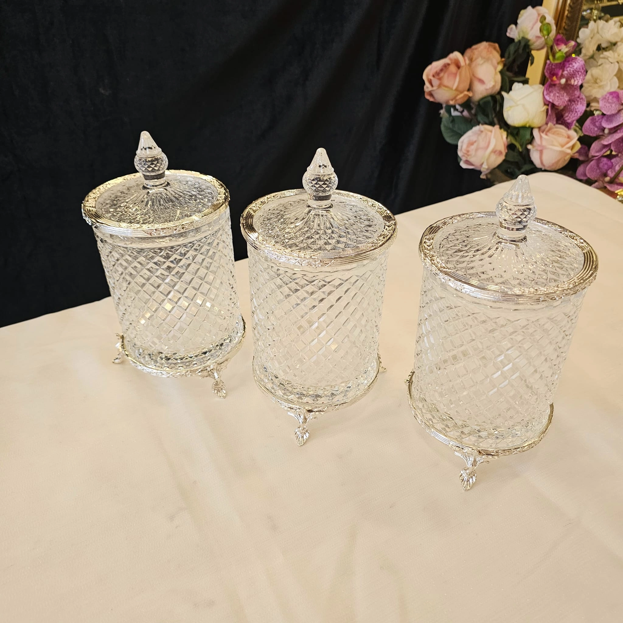 DÖKÜM AYAKLI KRISTAL CAM KAVANOZ 3 LÜ SET GÜMÜŞ