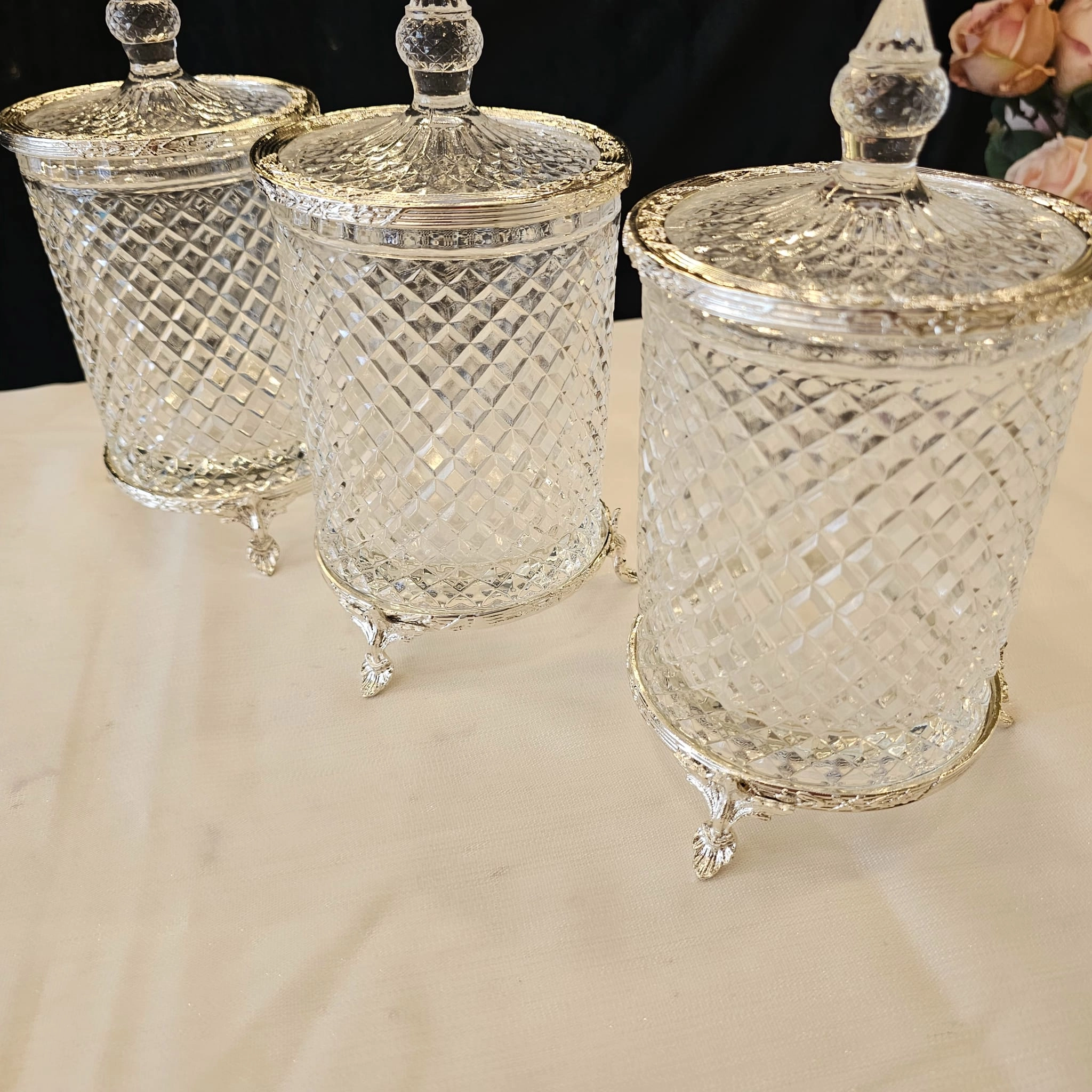 DÖKÜM AYAKLI KRISTAL CAM KAVANOZ 3 LÜ SET GÜMÜŞ